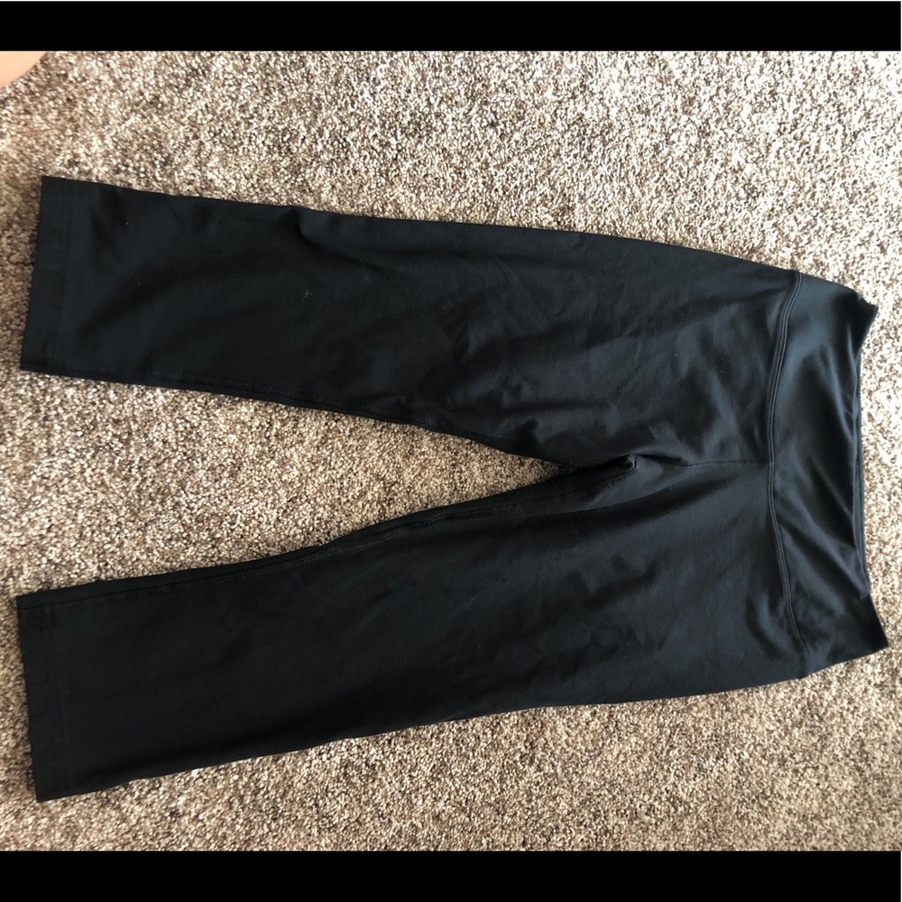 nike crop leggings